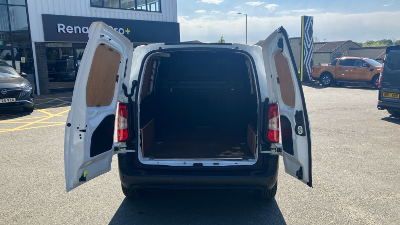 Peugeot Partner Standard Diesel 1000 1.5 BlueHDi 100 Professional Van